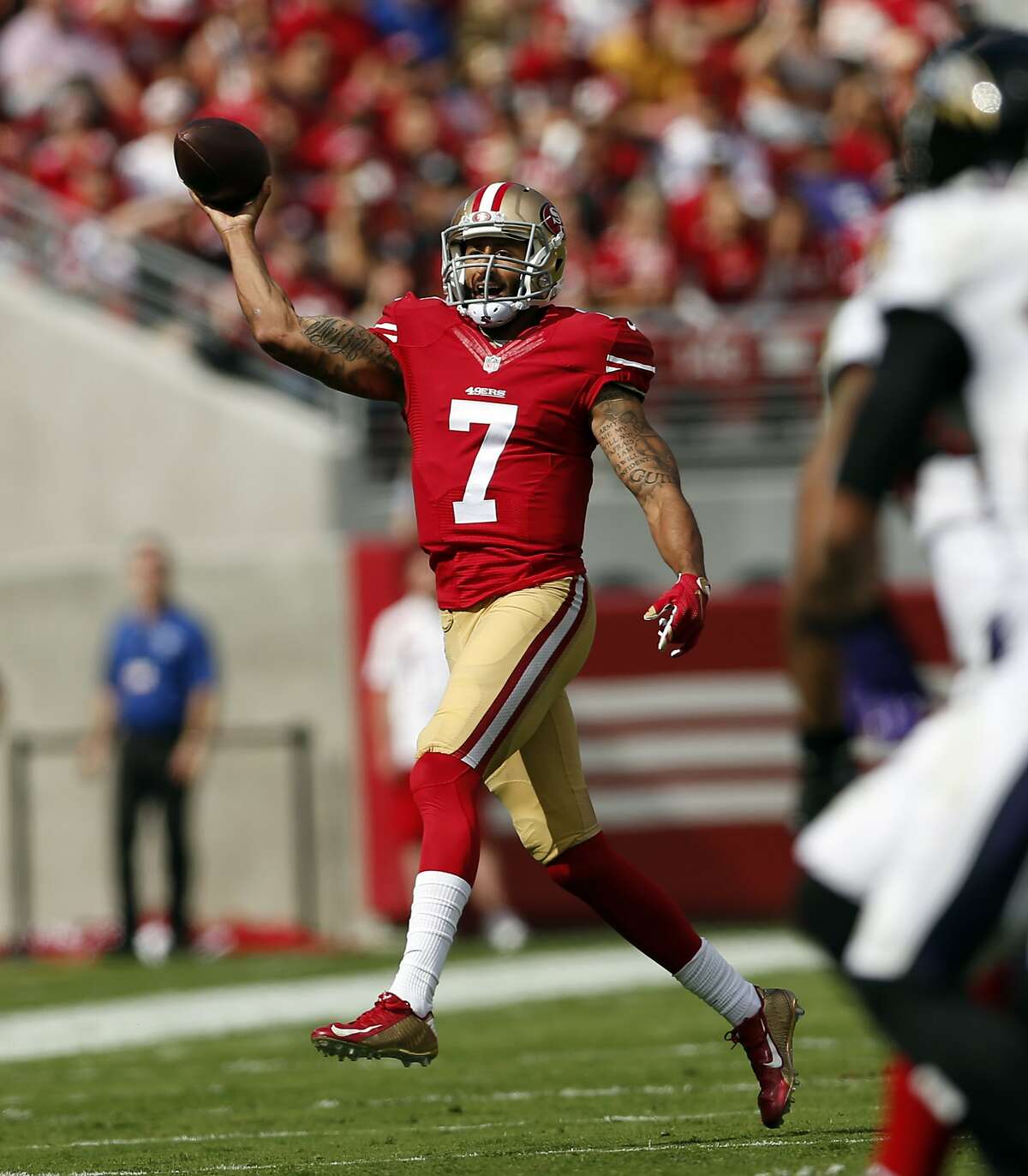 Quarterback Colin Kaepernick officially benched by 49ers coach Jim Tomsula, San Francisco 49ers