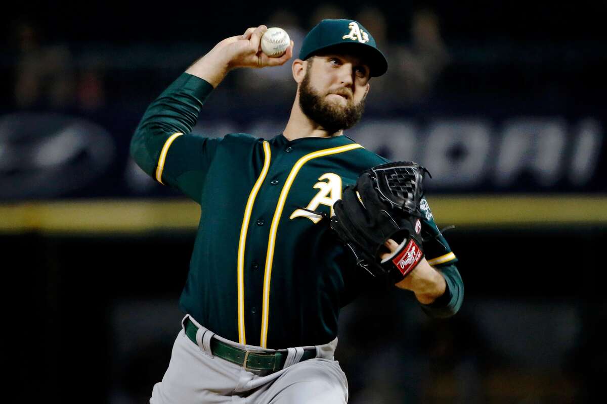 Mariners claim righthander Cody Martin off waivers from Athletics