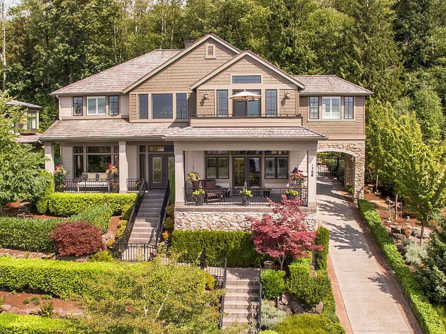 Northwest real estate find Big Issaquah house with views