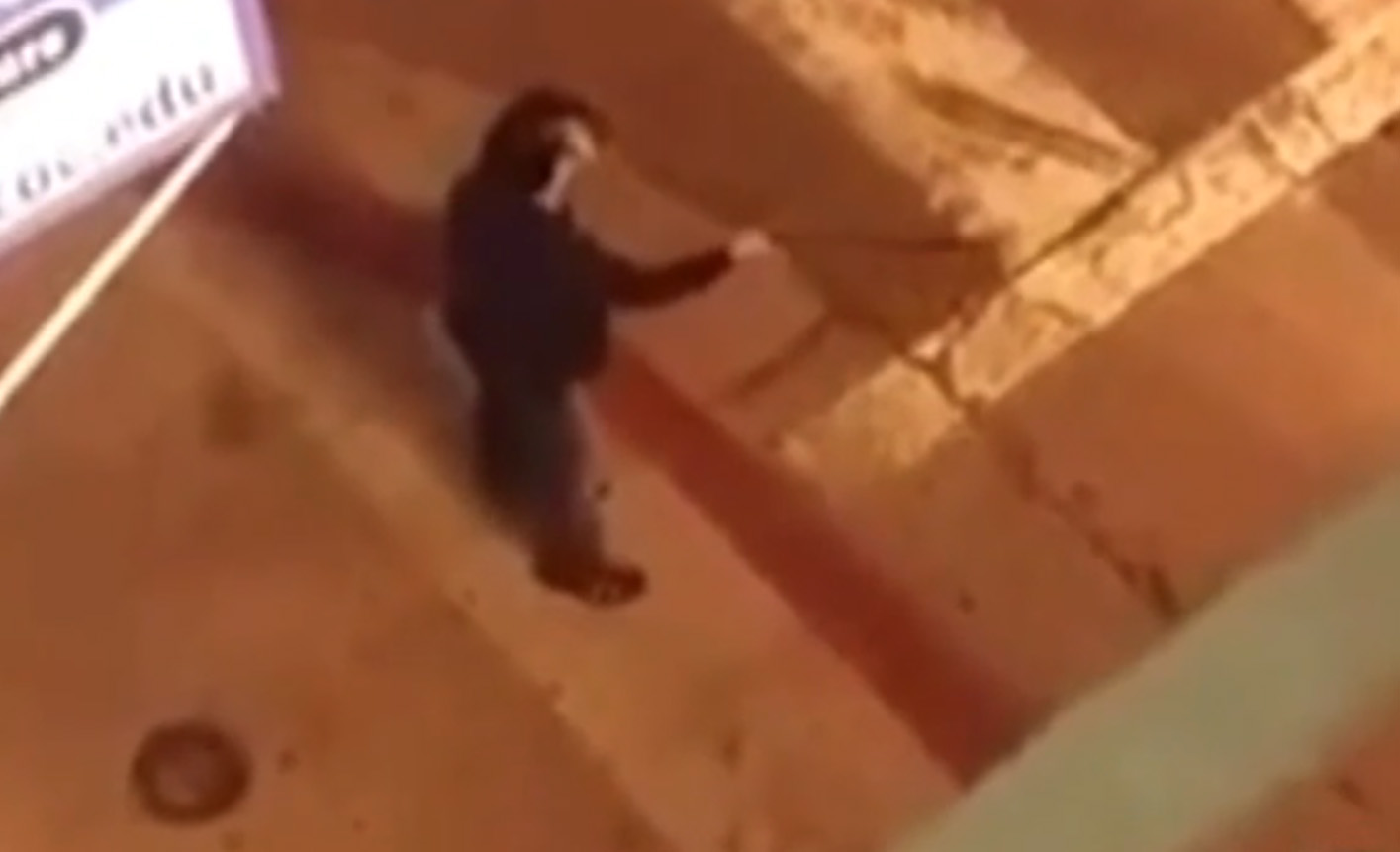 Machetewielding man hit by 2 cars in Oakland