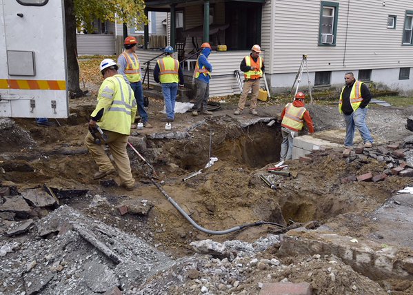 Gas leak prompts Rensselaer evacuations