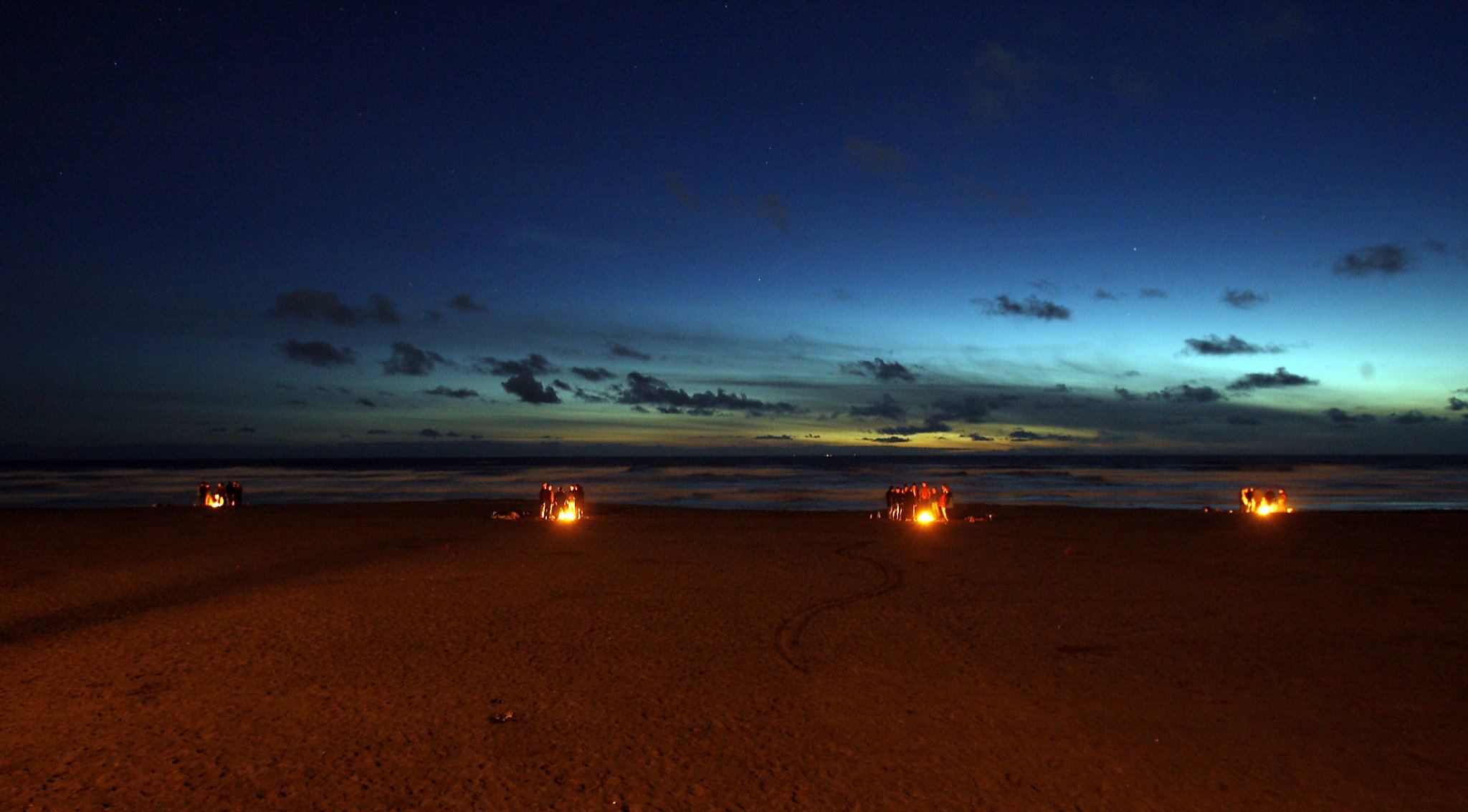 corona del mar beach bonfire