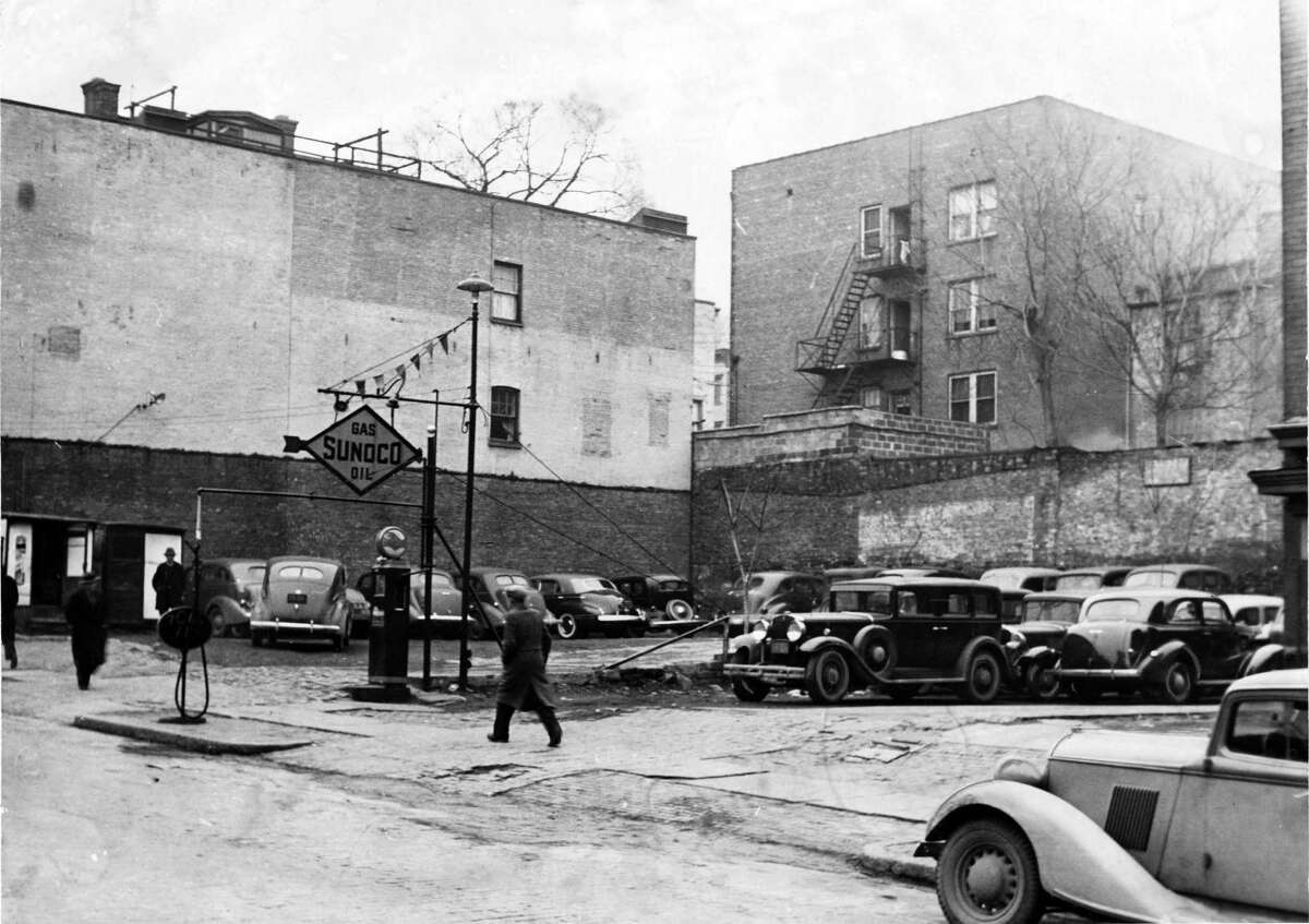 Historical photos Automobiles fill the streets of Albany