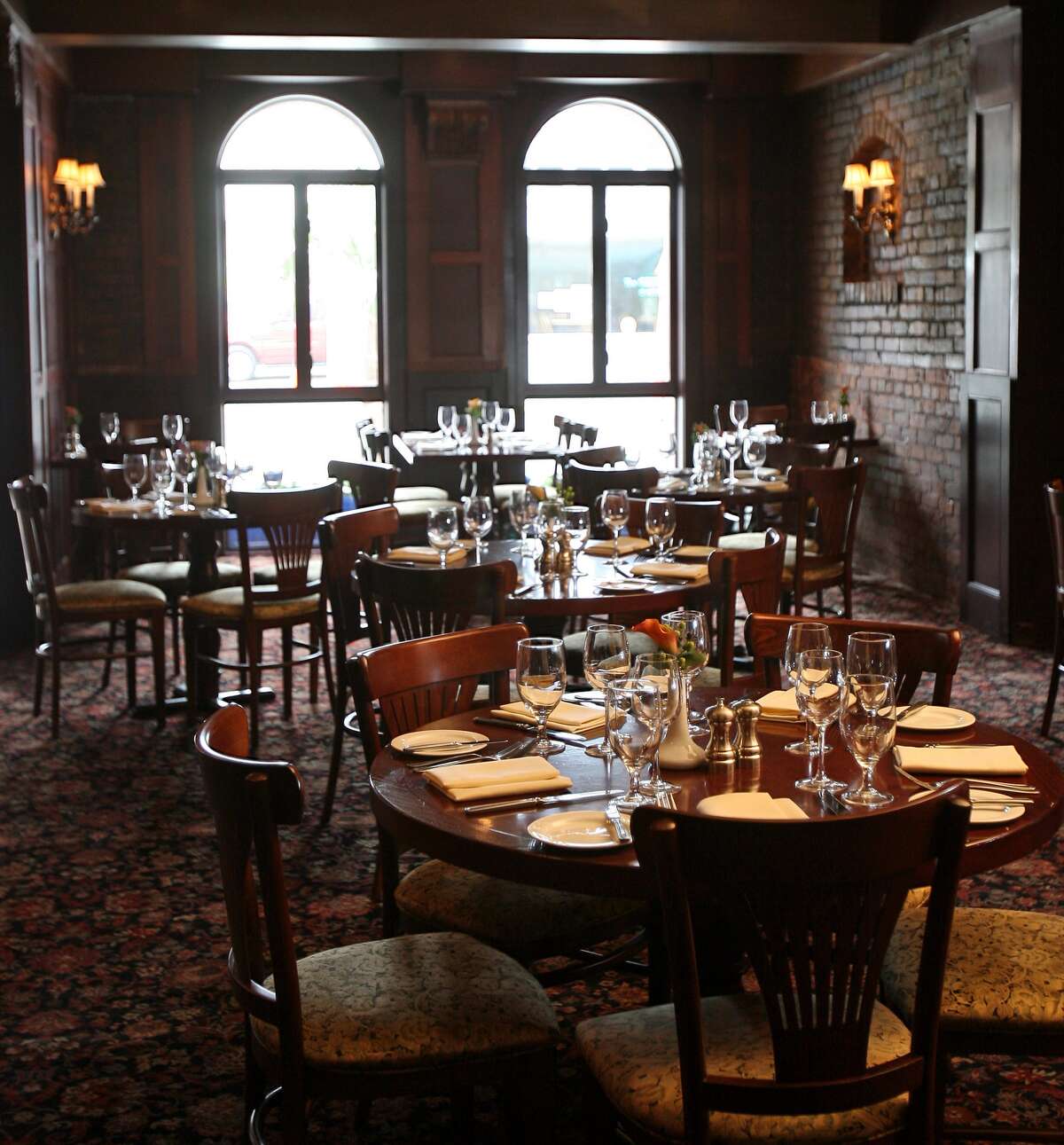 Seattle's Hotel Sorrento Lavish, upscale, haunted by SFnative Alice B.
