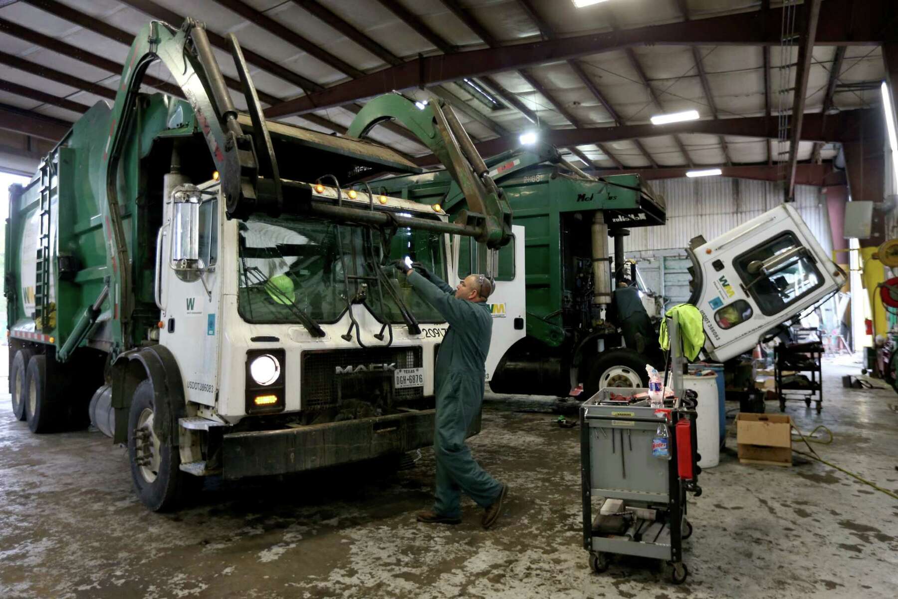 waste management driver jobs in california