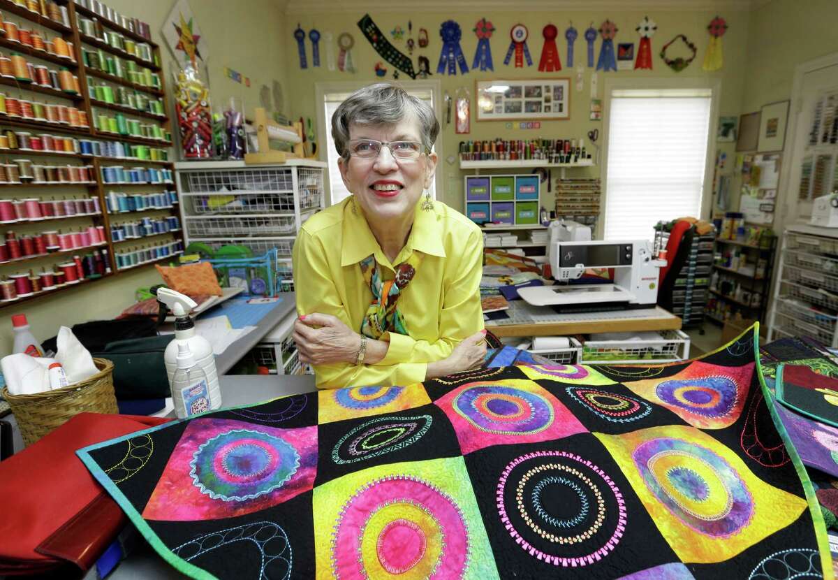 Libby Lehman was a world-famous quilter, author and teacher until a brain aneurysm and stroke in 2013 ended her career.﻿
