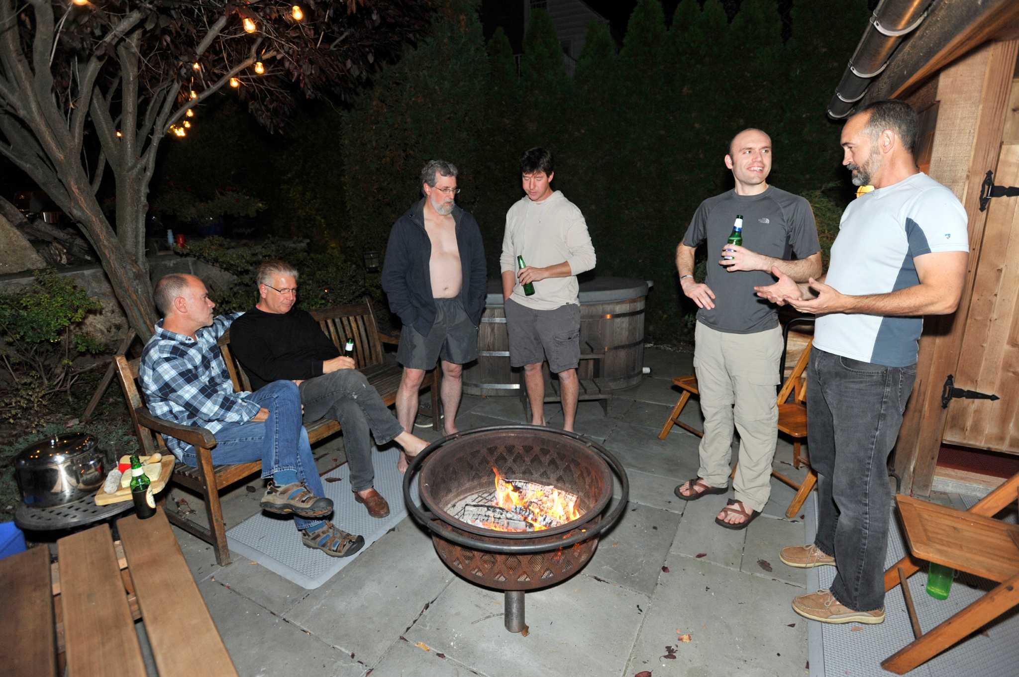 Sauna society takes it almost all off in Stamford’s Glenbrook