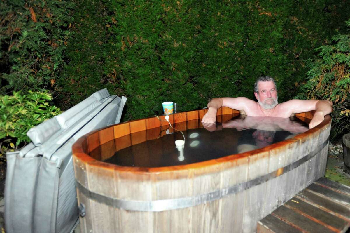 Sauna society takes it almost all off in Stamford’s Glenbrook