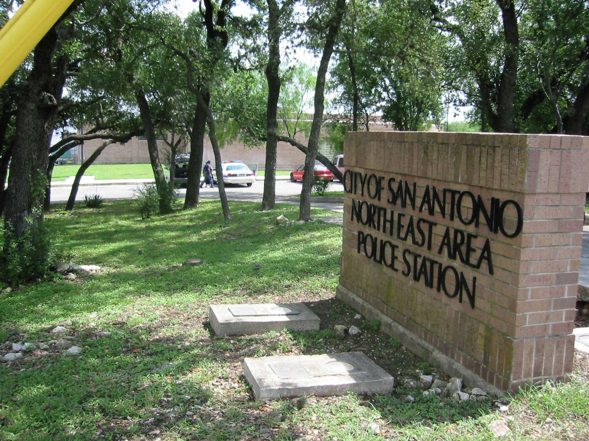 The front of the SAPD Northside substation.