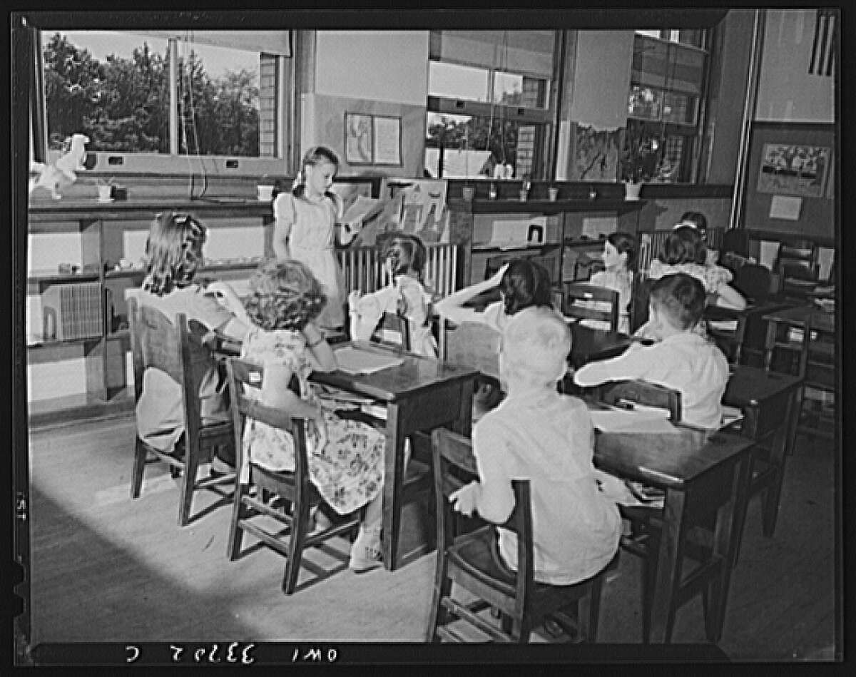 Historical photos Depressionera Capital Region