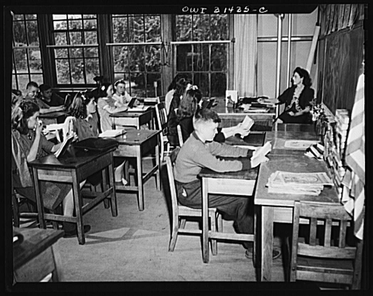 Historical photos Depressionera Capital Region