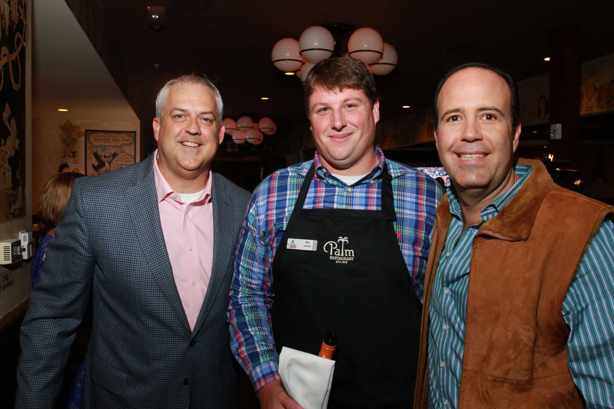 Texans' Brian Cushing has charity event at Enoteca Rossa