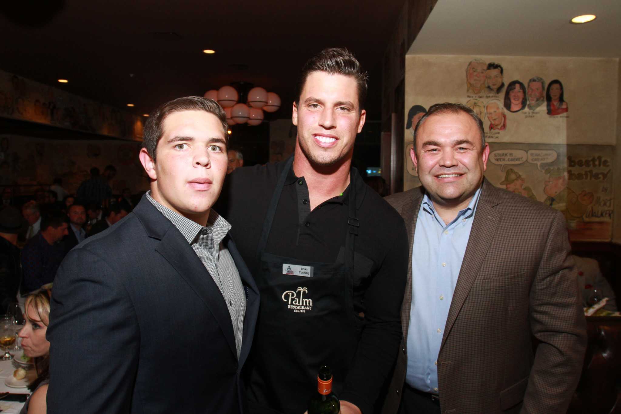 Texans' Brian Cushing has charity event at Enoteca Rossa