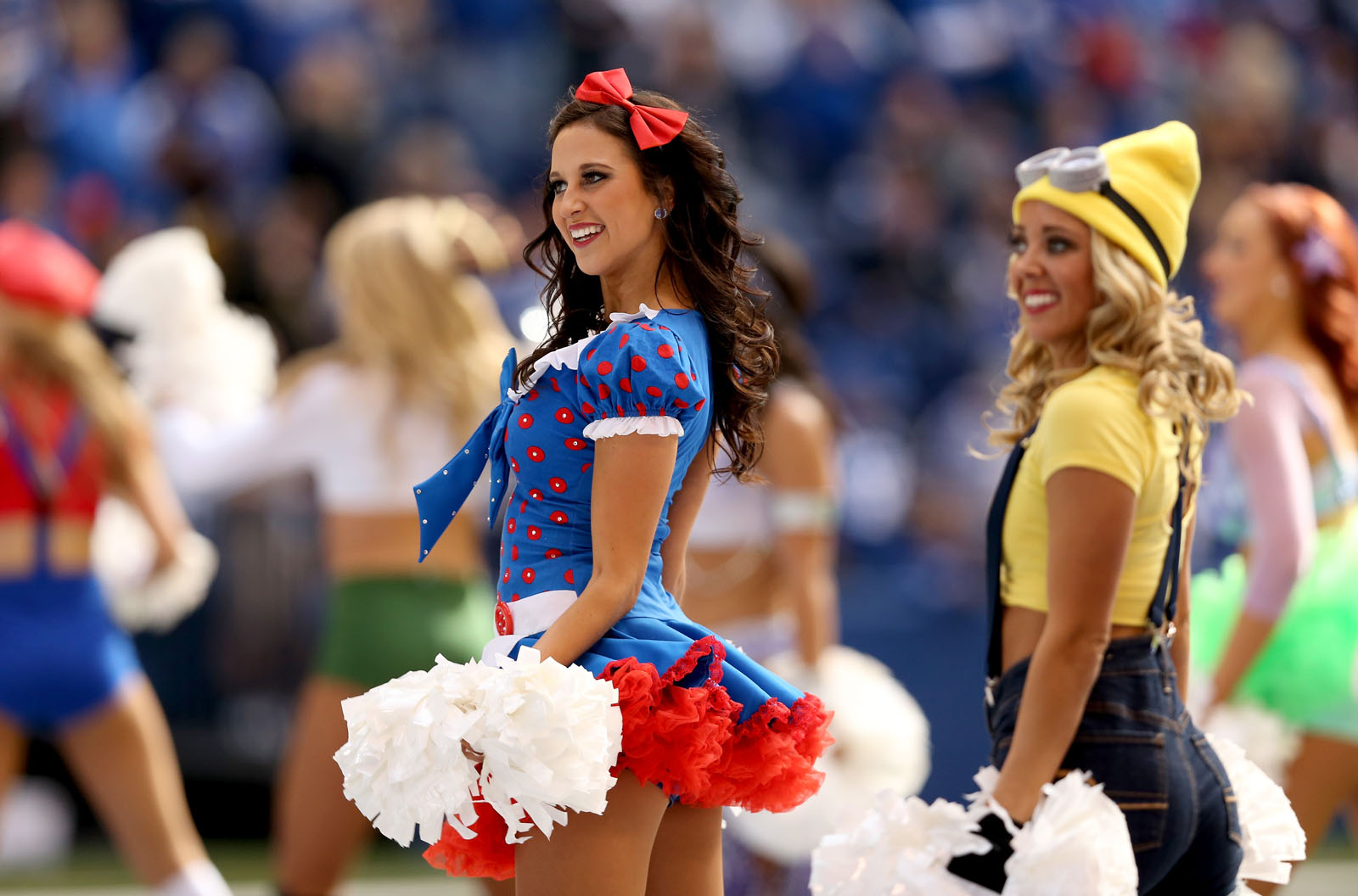 2015 NFL cheerleaders celebrate Halloween