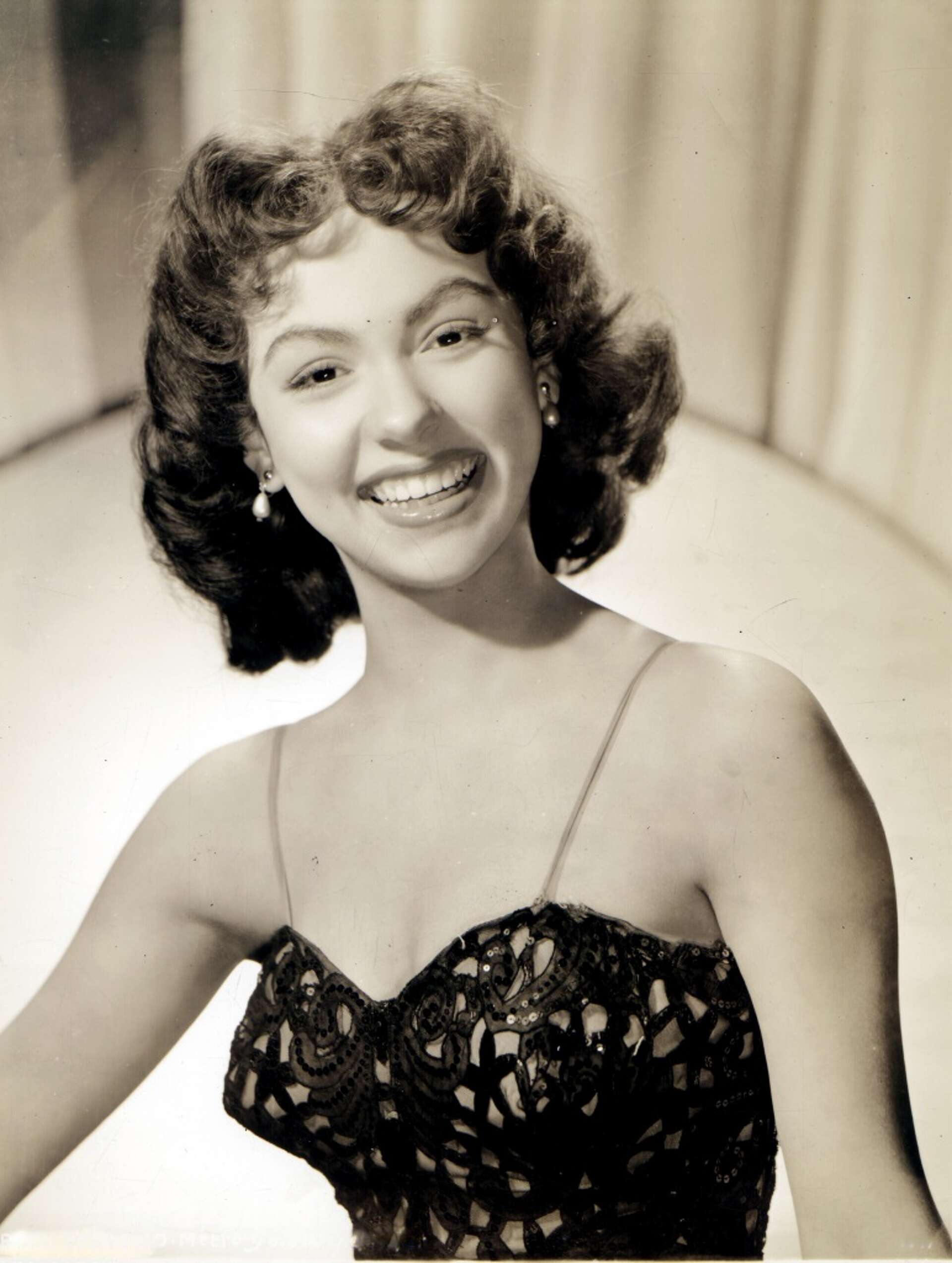 Vintage photos show some of the greatest Latina actresses from back in the  day