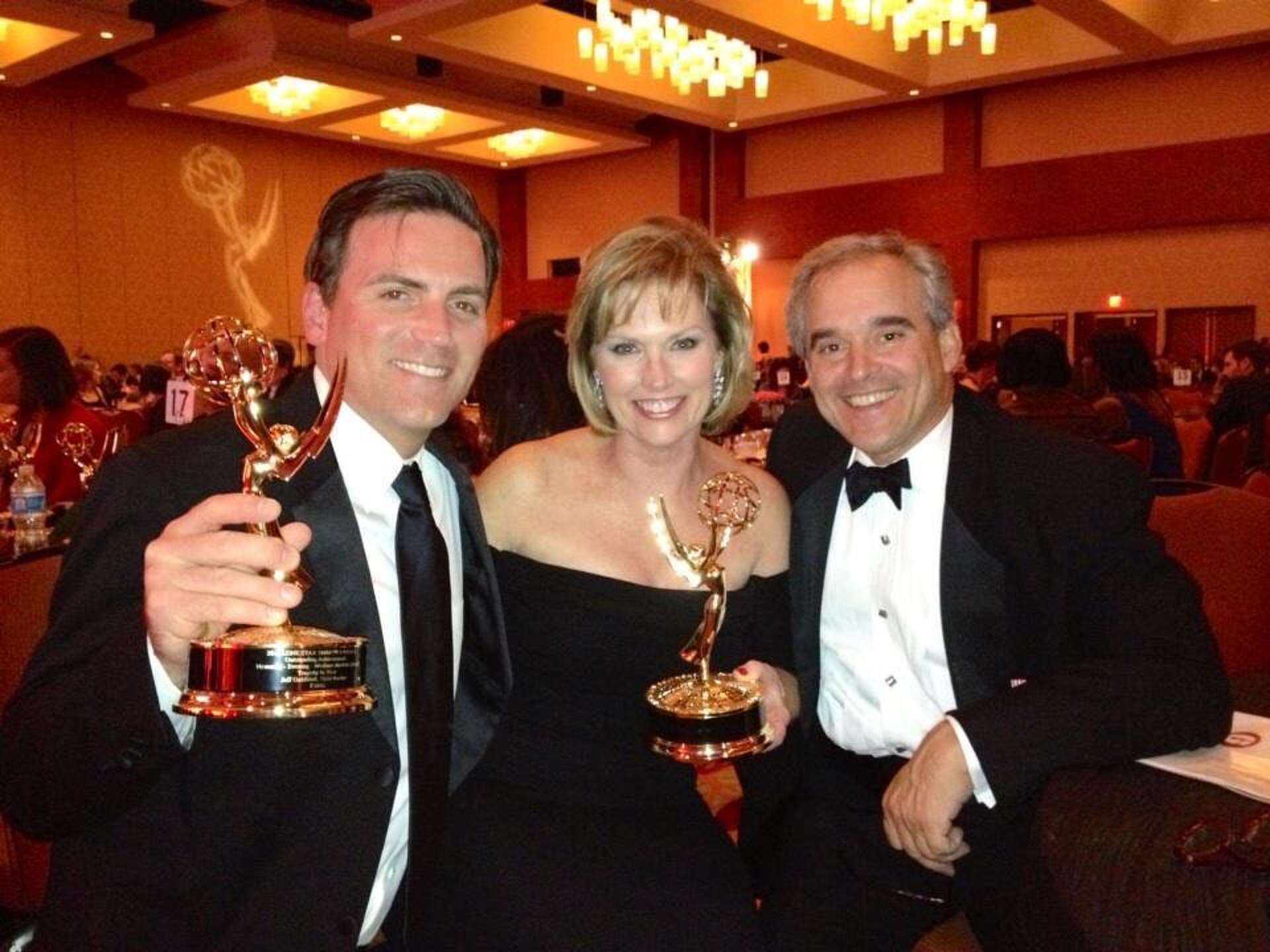 Where is KENS-TV anchorwoman Deborah Knapp?