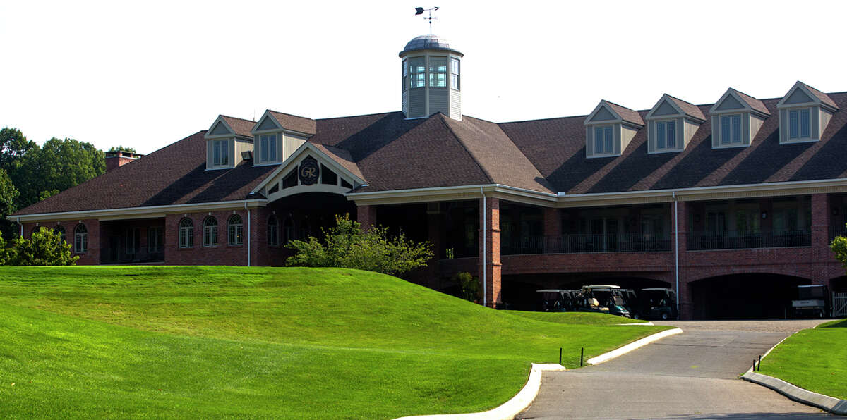 Sacred Heart buying golf course for 6 million