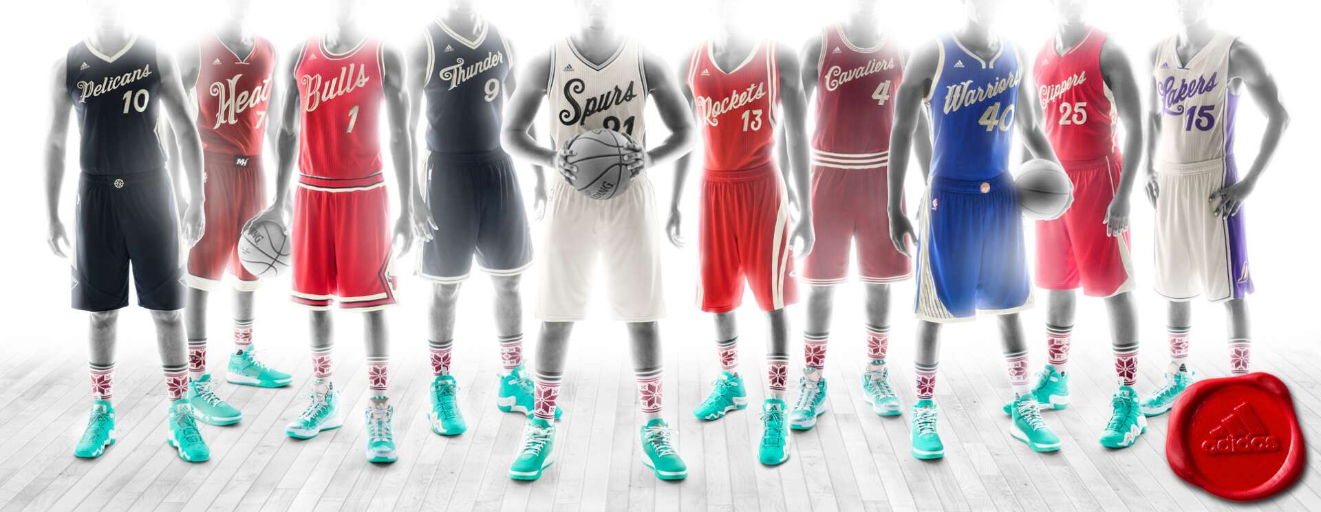 Spurs unveil special edition Christmas Day uniforms