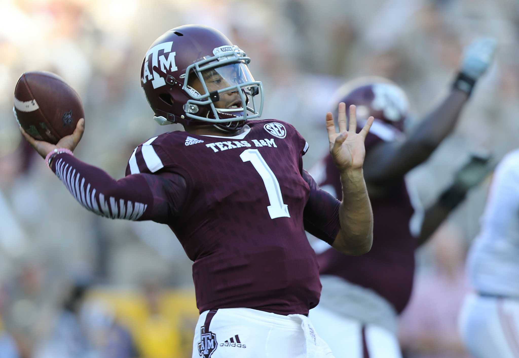 Texas A&M quarterback Kyler Murray considering transfer