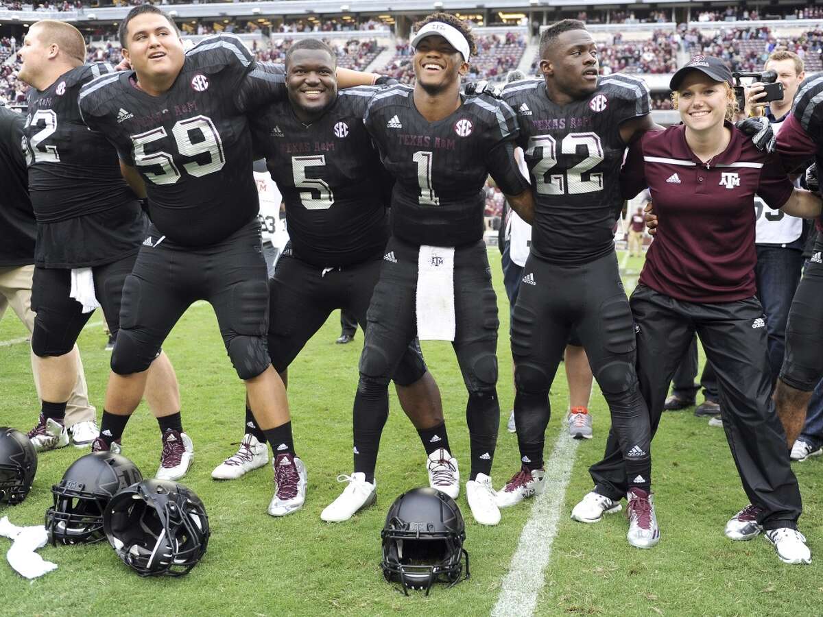 Freshman Murray leads Texas A&M in 35-28 win over S Carolina - ABC