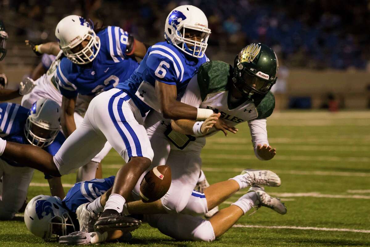 Late score sends Cy Falls past Cy Creek