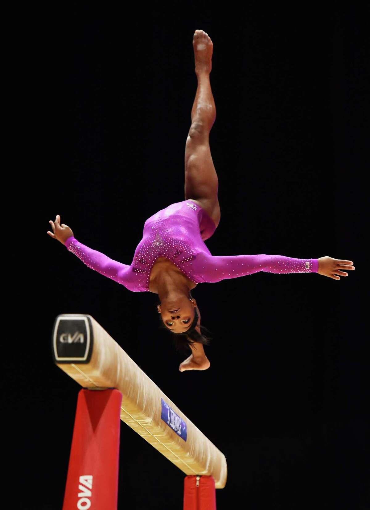 simone biles at the met