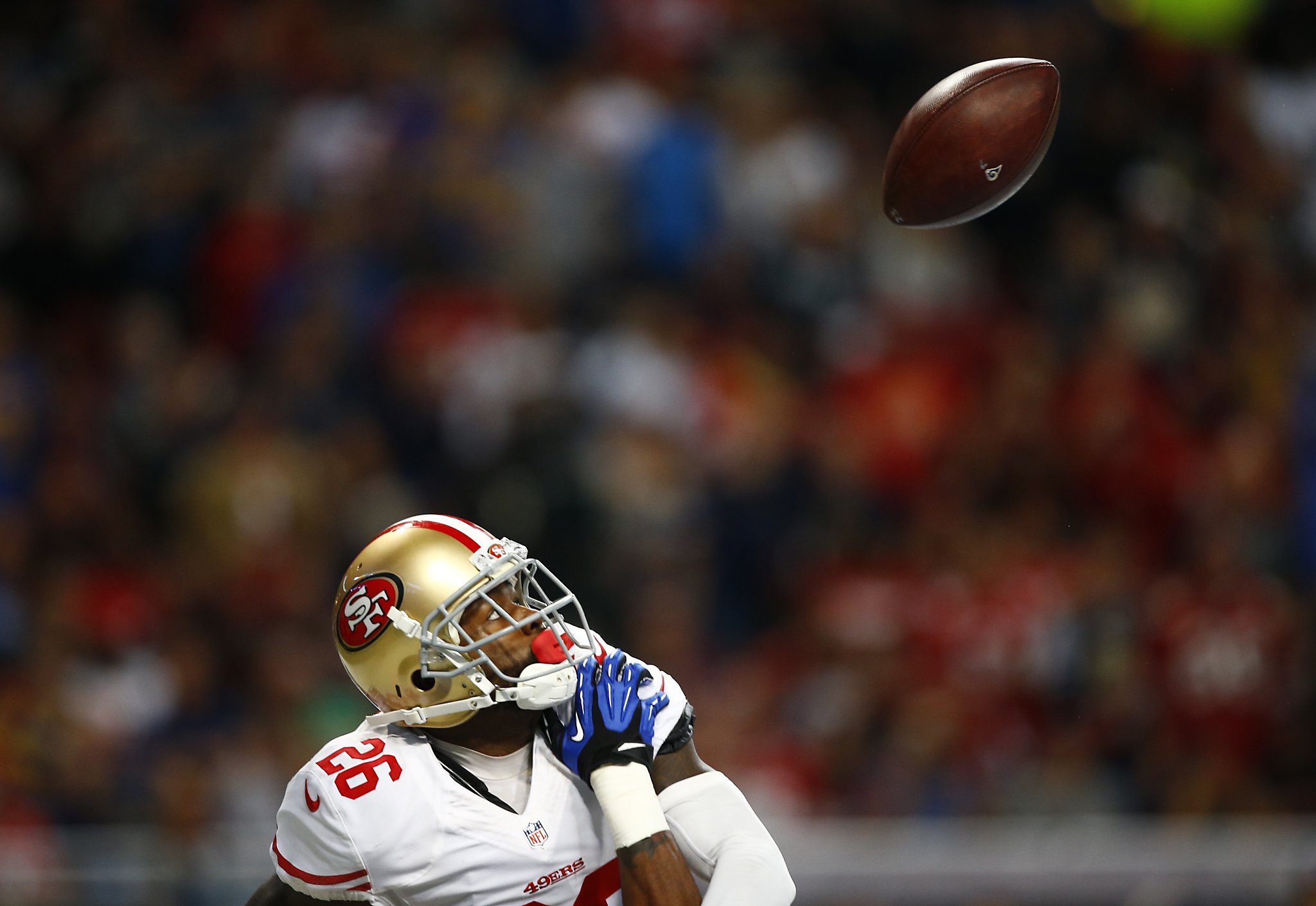 49ers' Vernon Davis re-focuses on football – SFBay