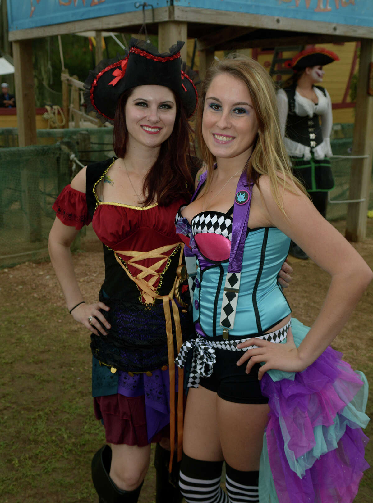 Guinness World Records Set At Texas Renaissance Festival