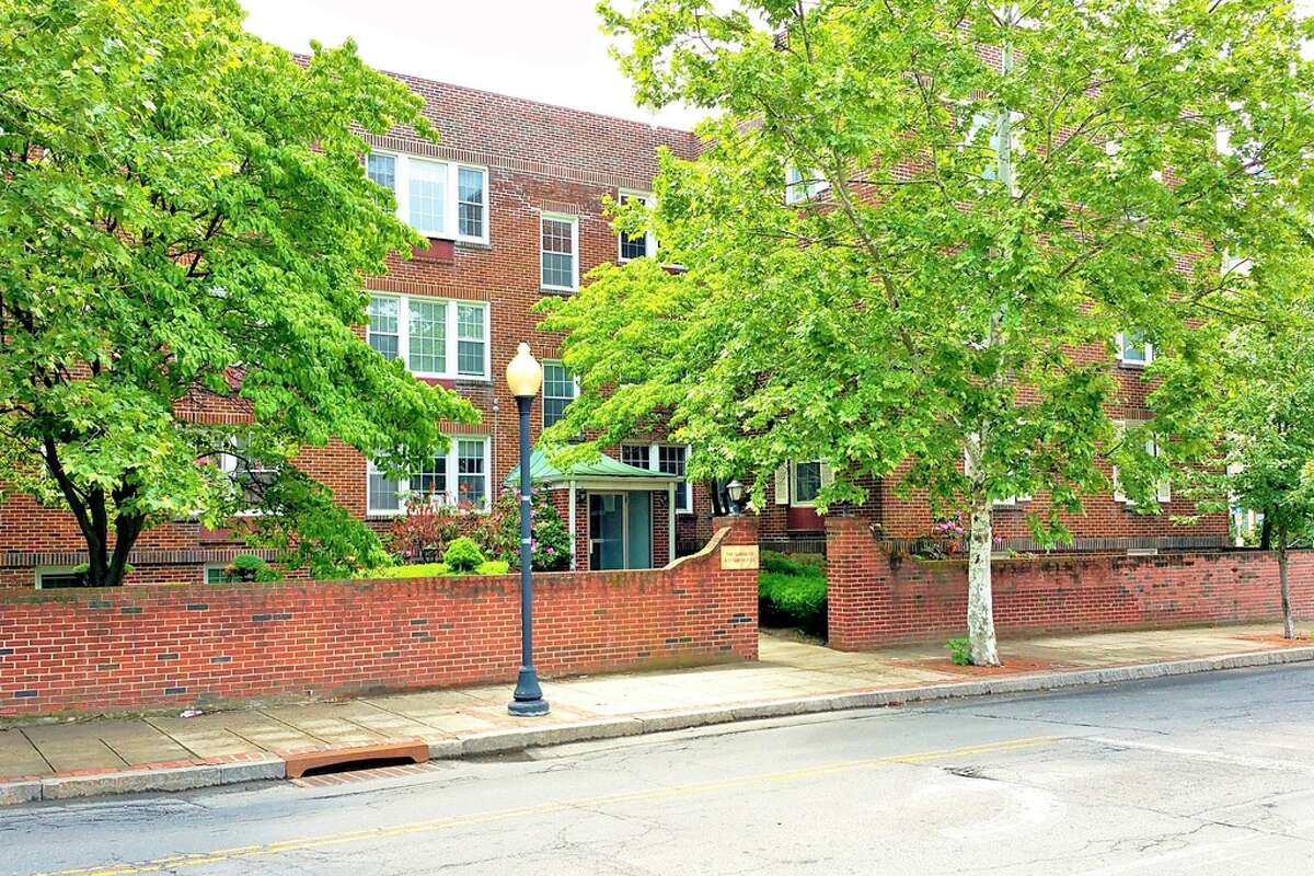 Condos in southwestern Connecticut slow to recover