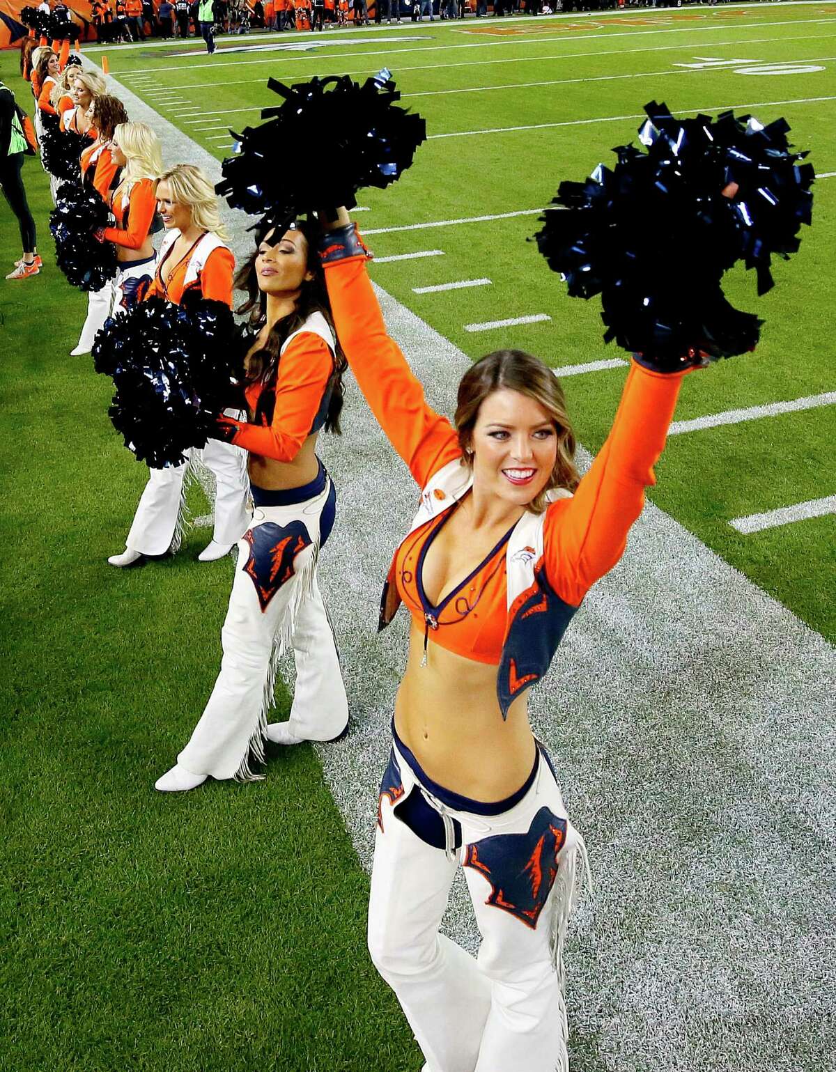 Science Cheerleaders on the NFL Indianapolis Colts and Denver Broncos -  Science Cheerleaders