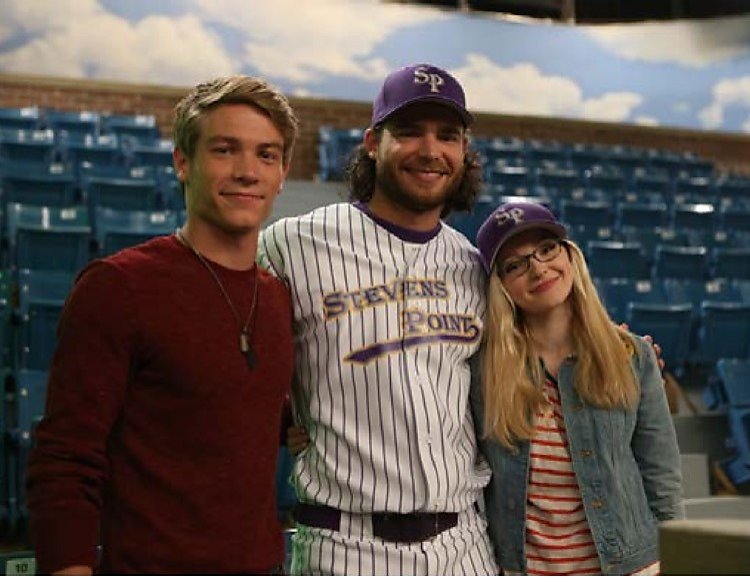 Exclusive Images of Brandon Crawford on Disney's Liv and Maddie
