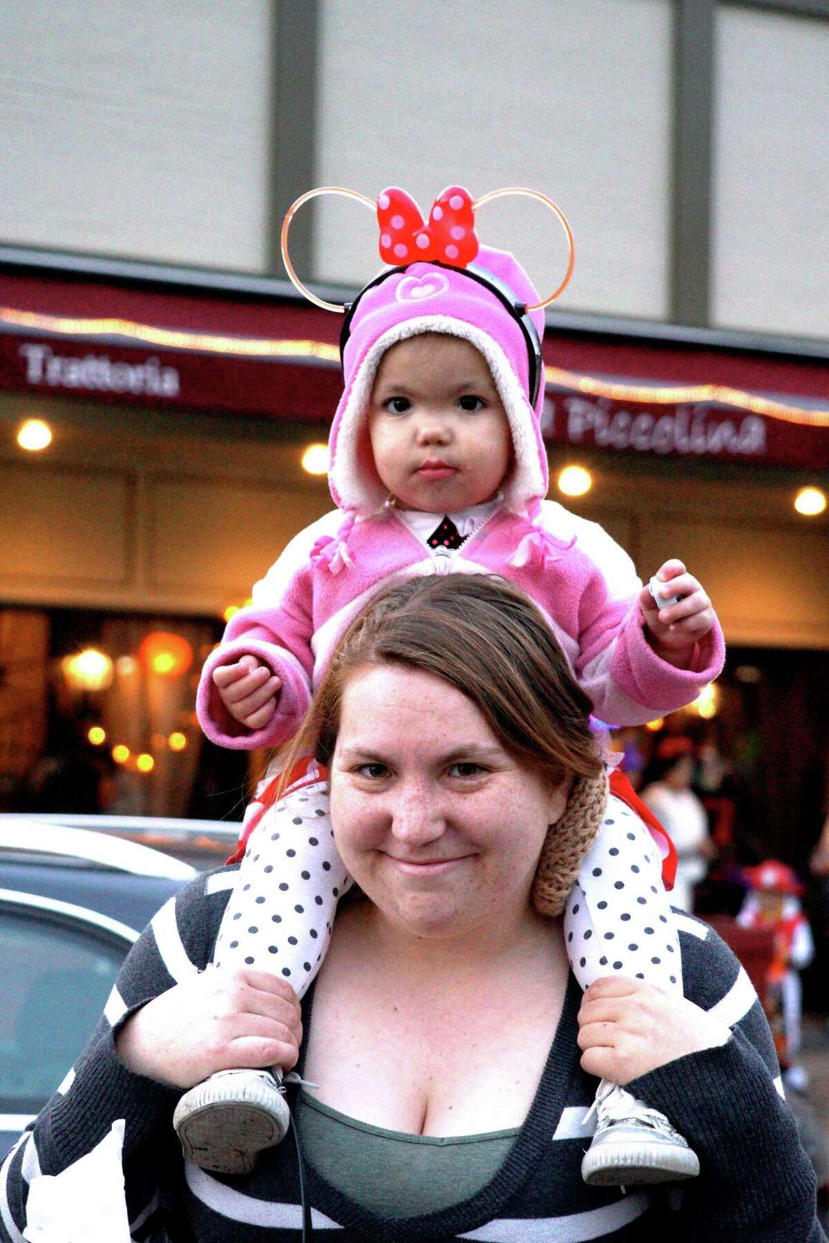 Zombie flash mob spooks New Milford trunkortreat event