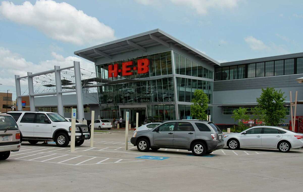 Houston Astros H-E-B Commercial (No Parking) (08/2022) 