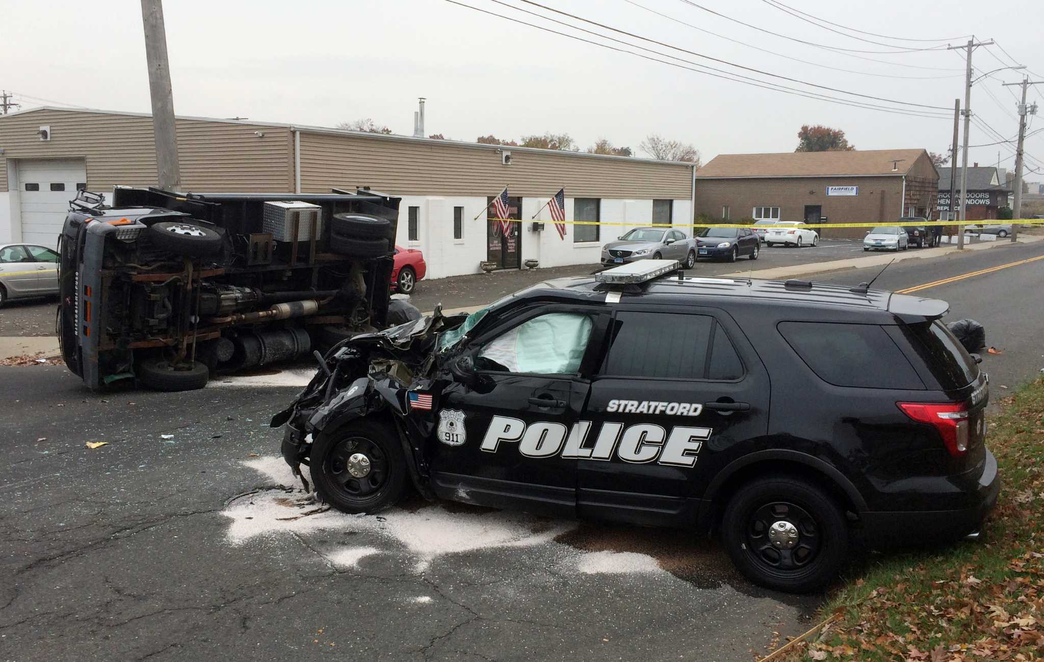 2 Stratford police officers hurt when man tries to flee police