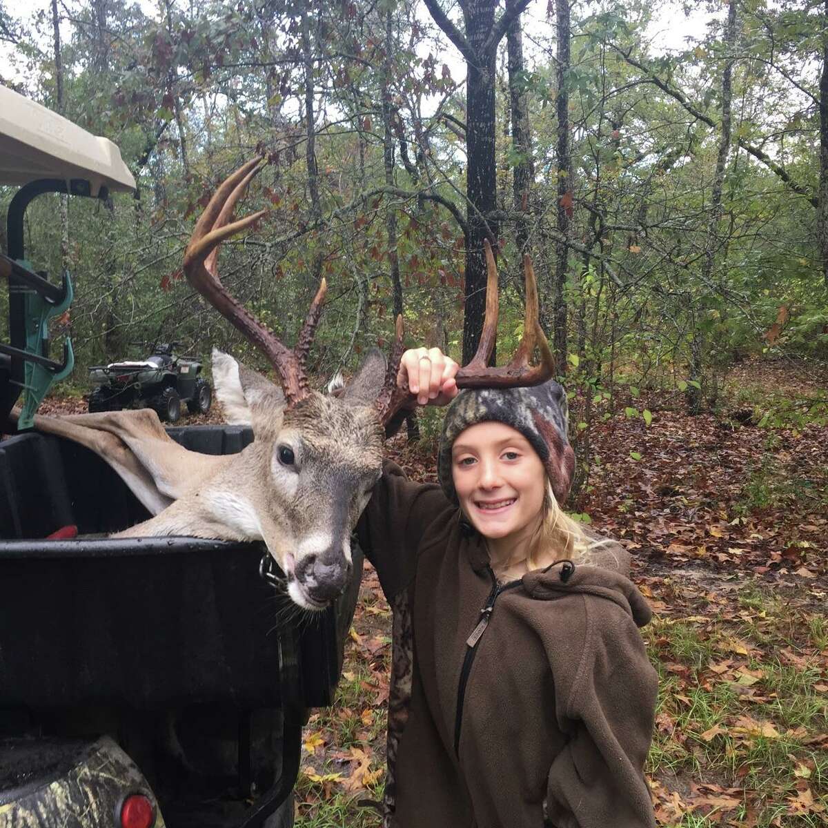 35point monster whitetail buck shot by hunter near San Angelo, Texas