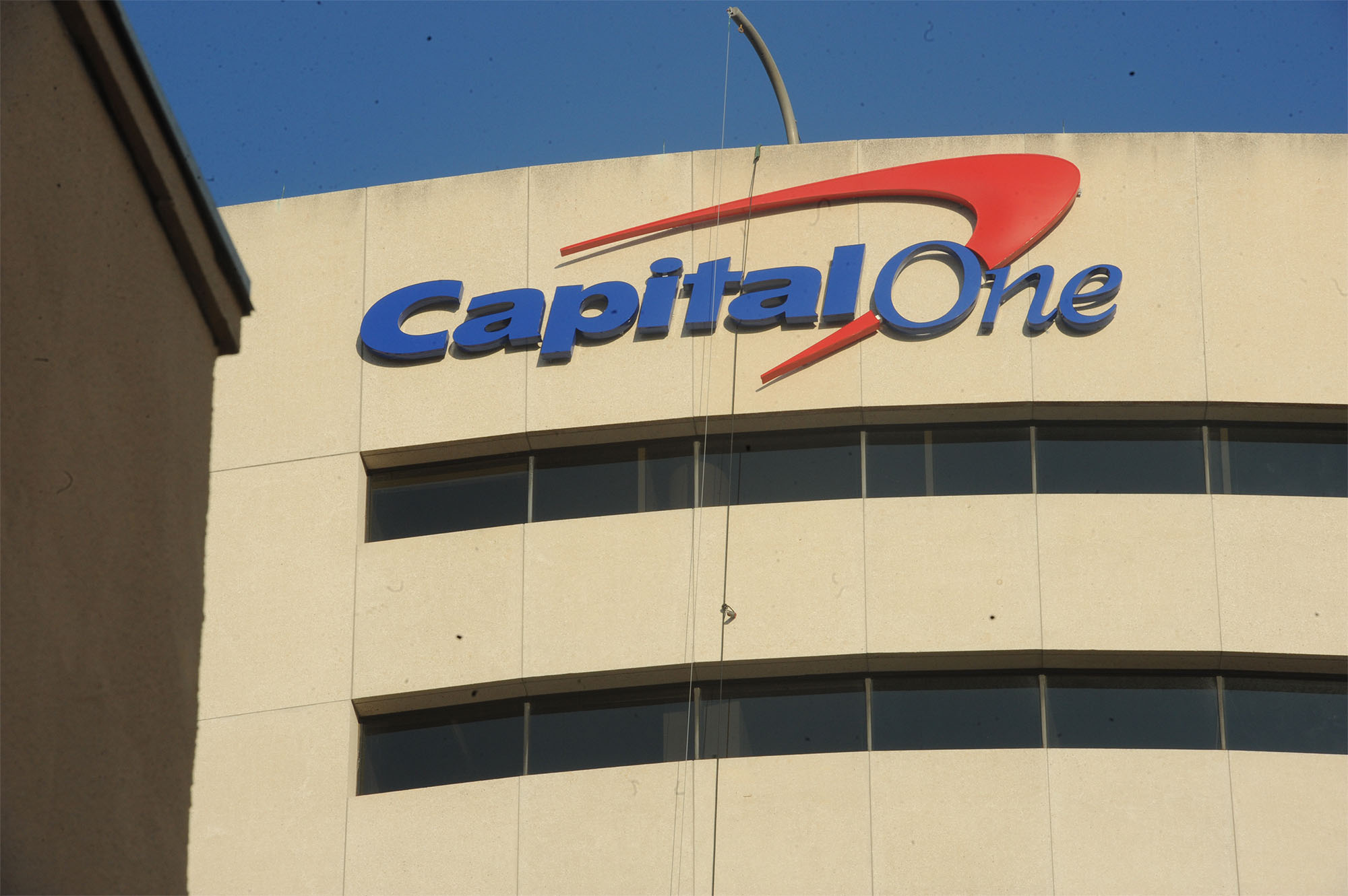 Capital One moves offices to Edison Plaza