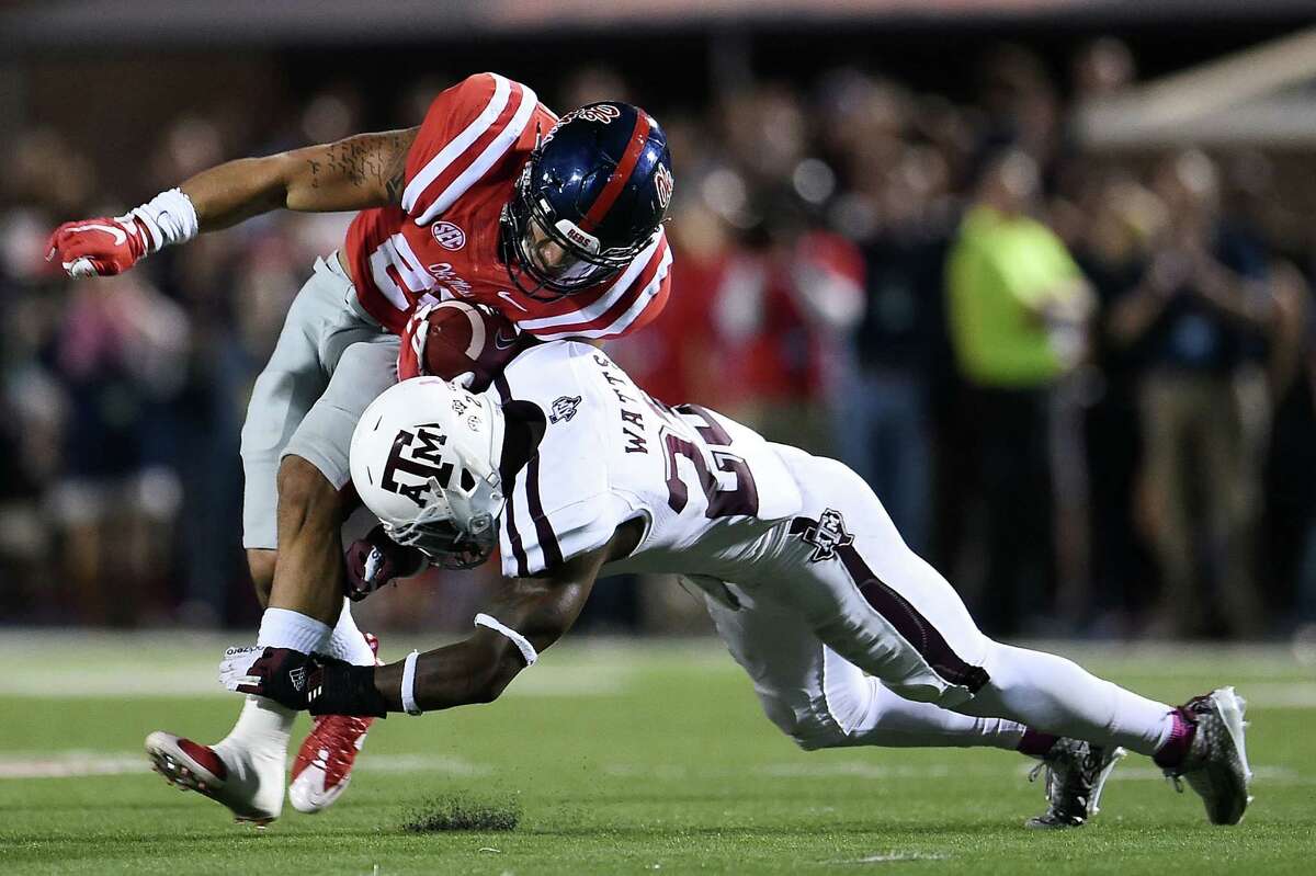 Texas A&M secondary comes to rescue of stumbling defense