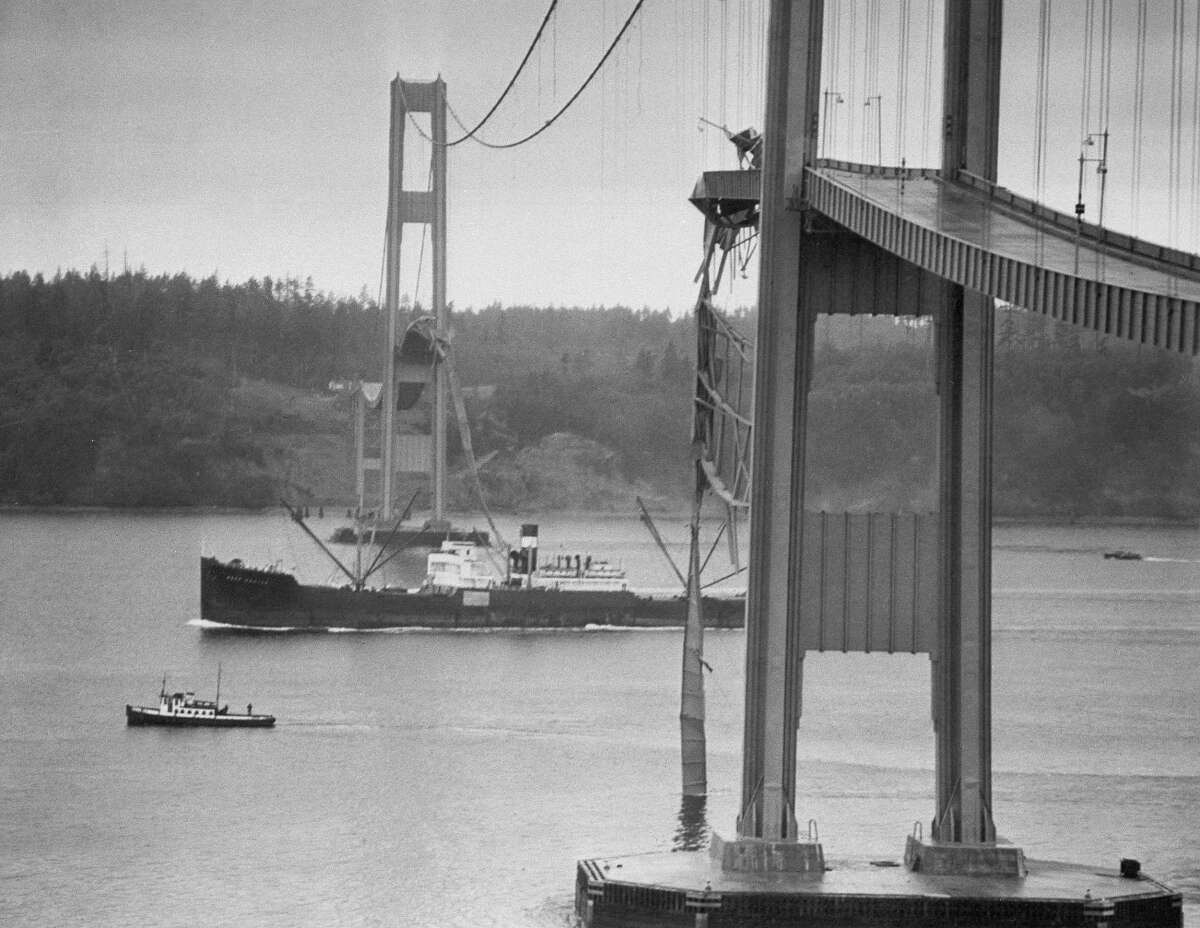 A Tacoma Narrows 'Galloping Gertie' Bridge-collapse Surprise, 75 Years ...