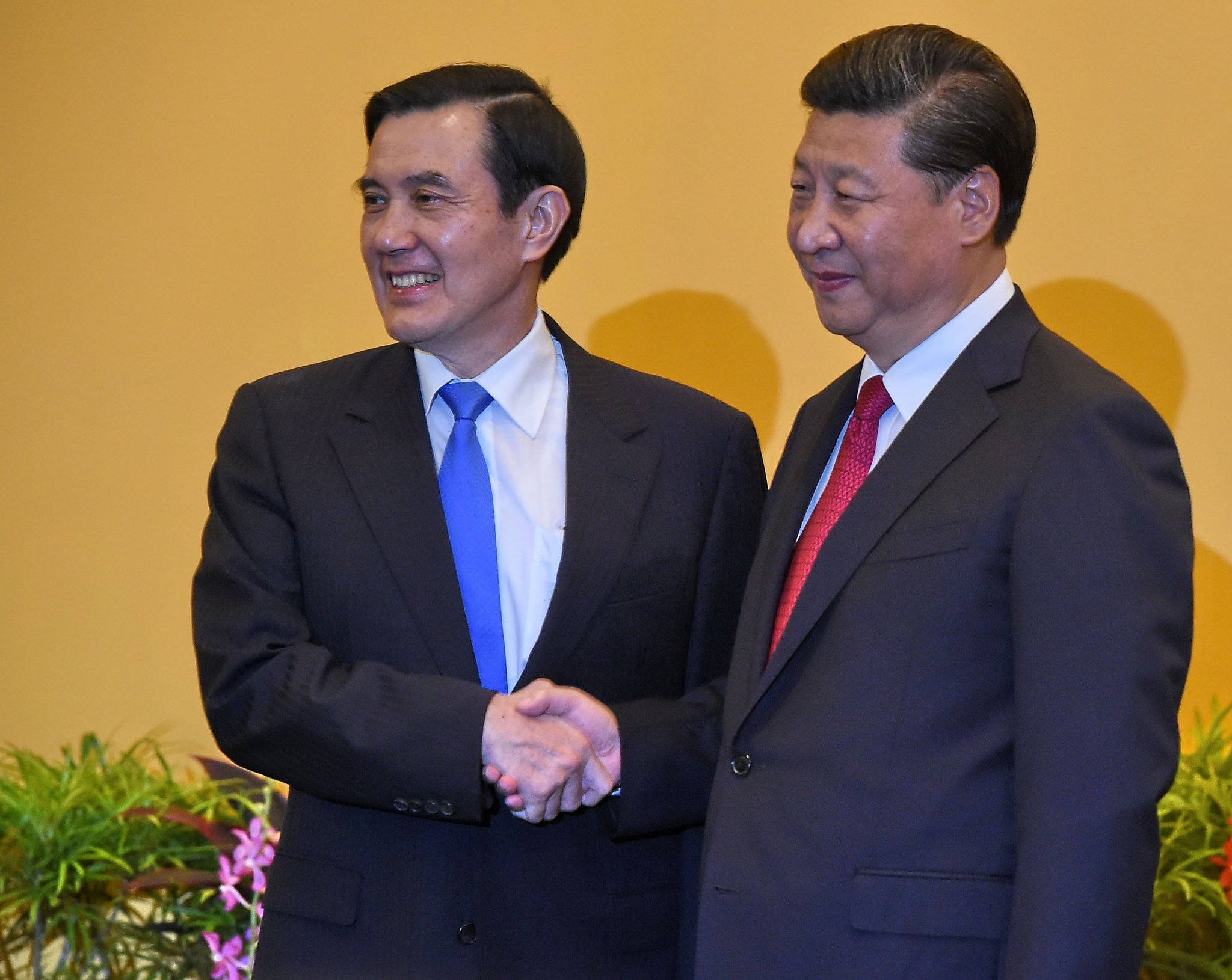 Leaders Of China Taiwan Meet For First Time