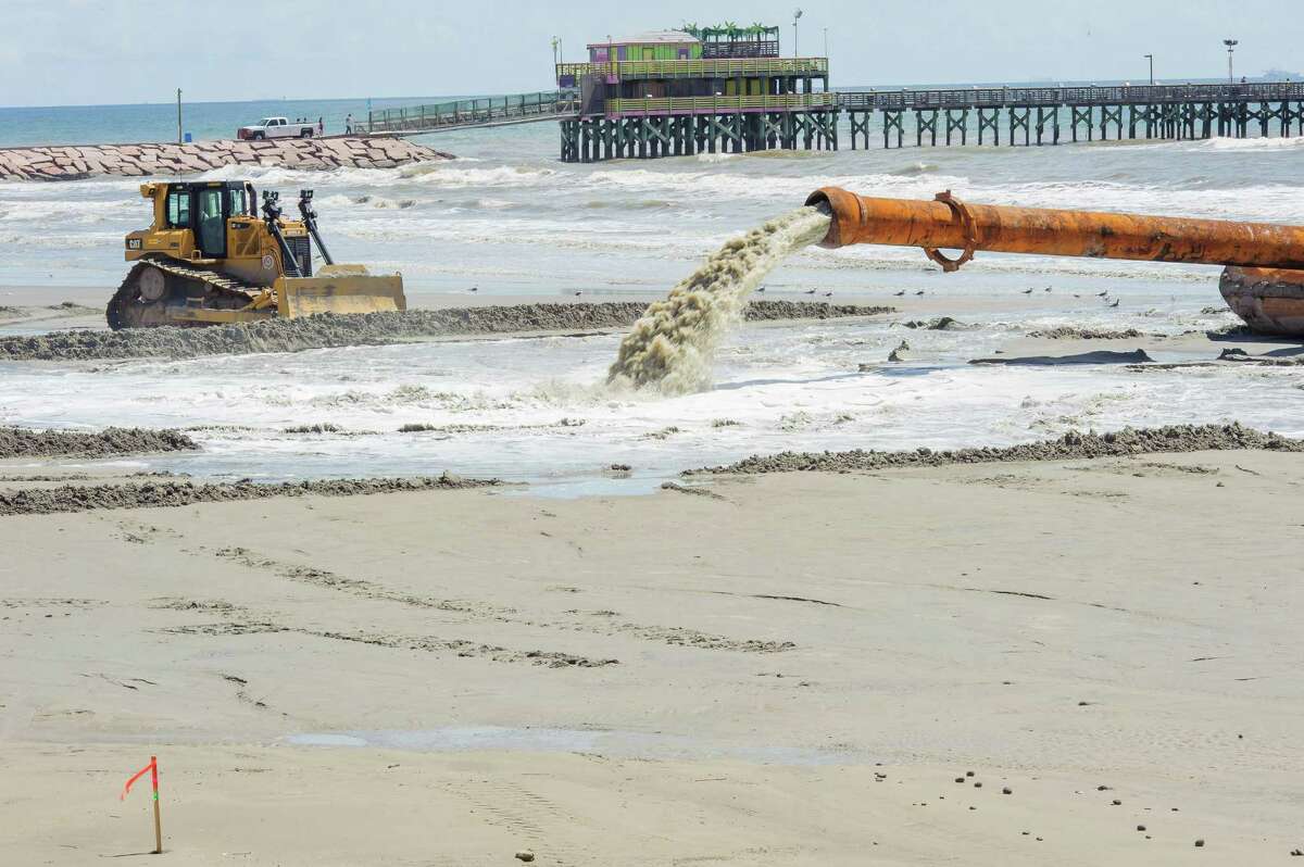 A sand-pumping operation in 2015. 