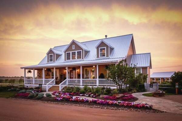 Partners In Building Buys Texas Casual Cottages Business