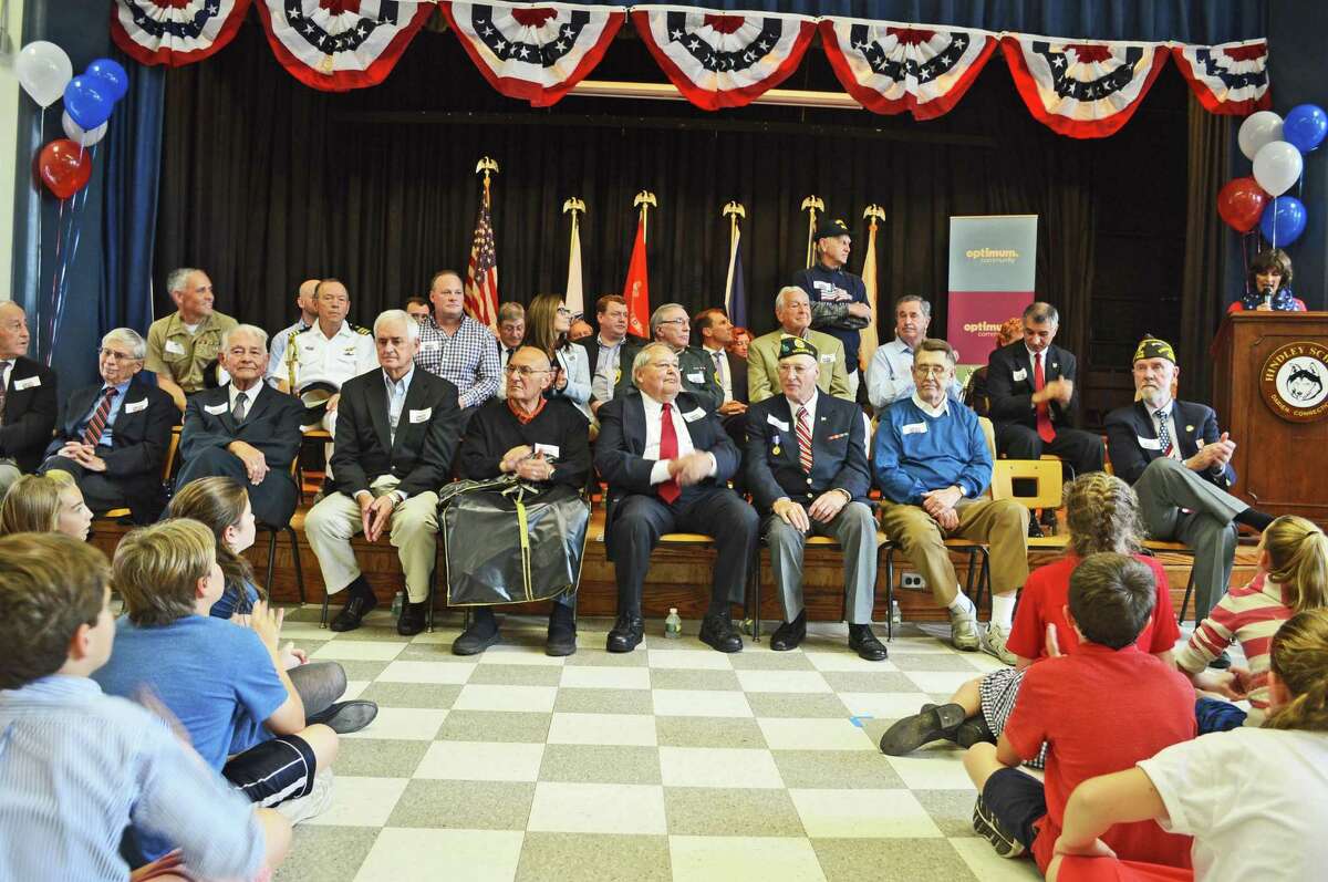 Hindley students salute veterans
