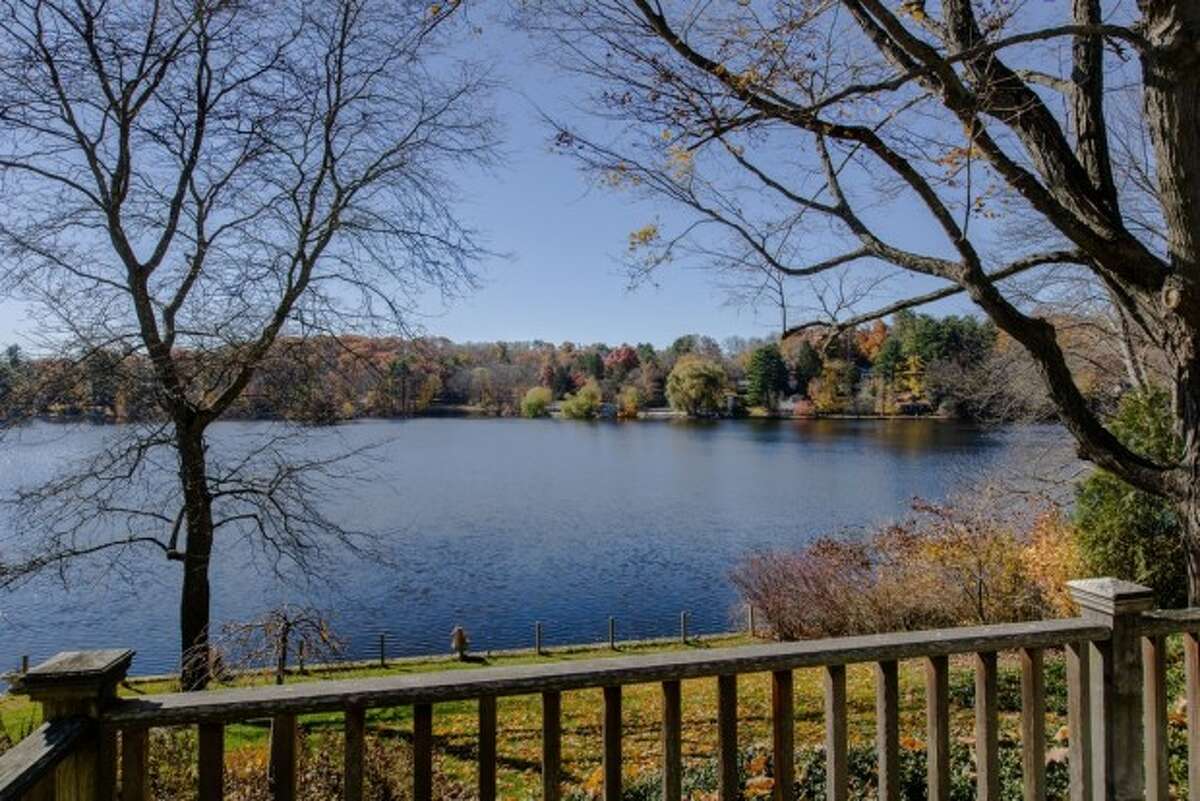 Home Robert Durst lived in with wife who vanished on sale for 1.1