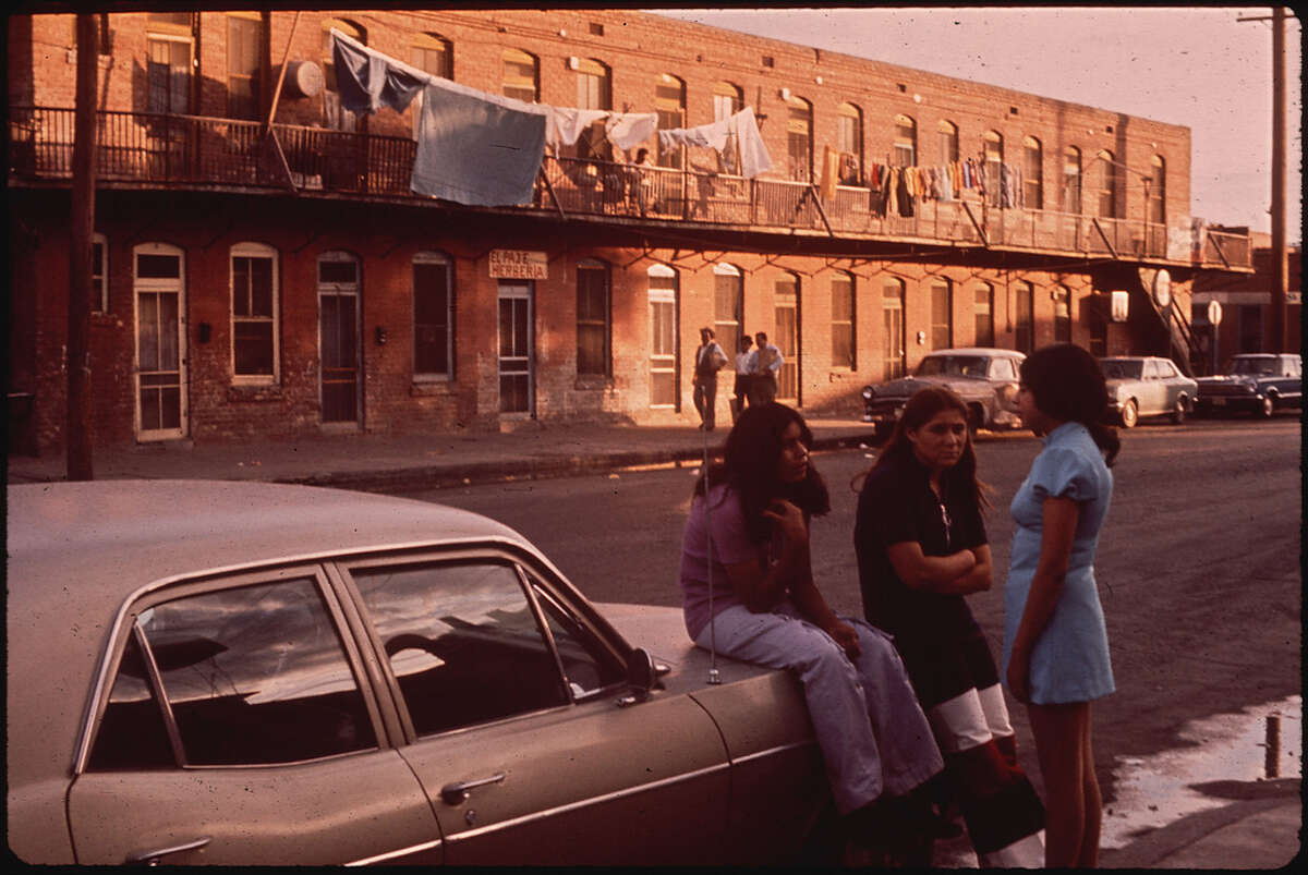 Everyday life in 1970s Texas captured by photos in the National Archives