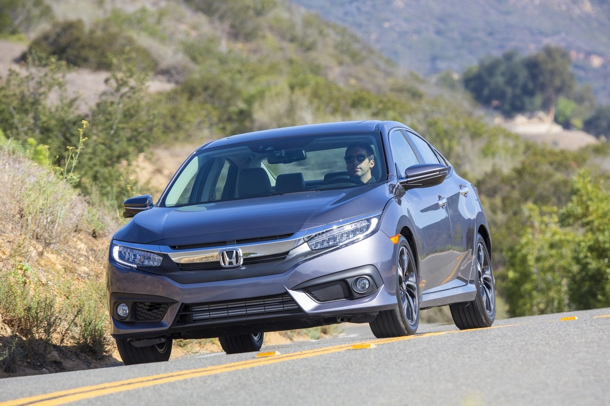 Honda, Chevrolet dominate Kelley Blue Book's 2016 Best Buy Awards