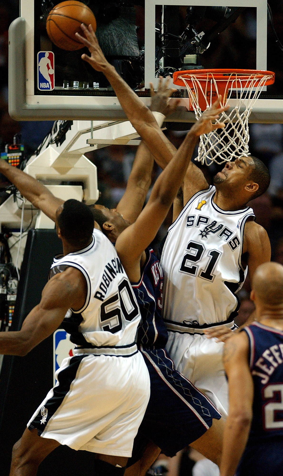 Duncan's defense never properly rewarded - San Antonio Express-News