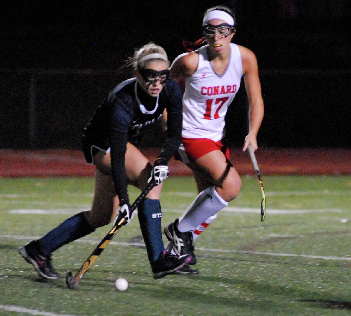 Staples field hockey edged by Conard in LL quarterfinals