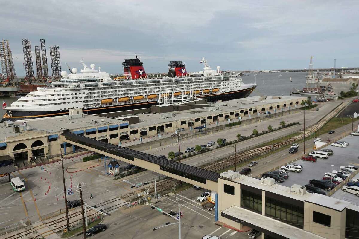 Galveston new cruise ship, more passengers