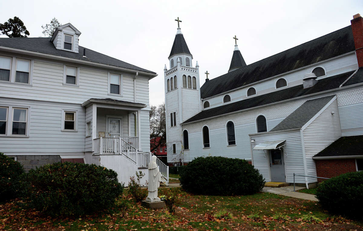Ansonia church to celebrate 100th birthday, then close