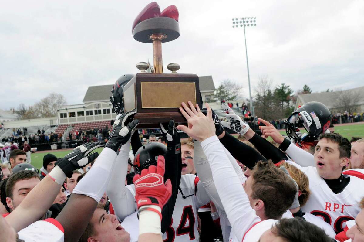 RPI football beats Union for 3rd straight year